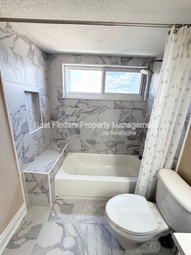 Building Photo - 1551 1st St S