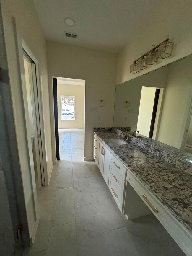 Building Photo - 3504 San Agustin Ave