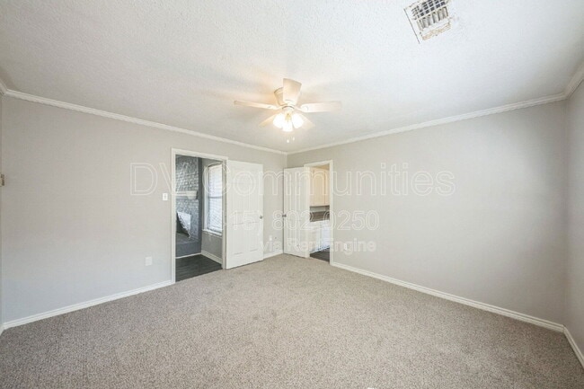 Building Photo - 9830 Cherokee St