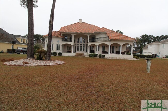 Building Photo - 112 Manor Row