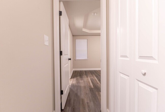 Building Photo - Ready NOW! Close to MARSOC, Stone Bay & MCB Camp LeJeune Sneads Ferry Gates