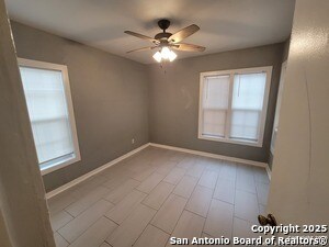 Building Photo - 327 Bexar Dr