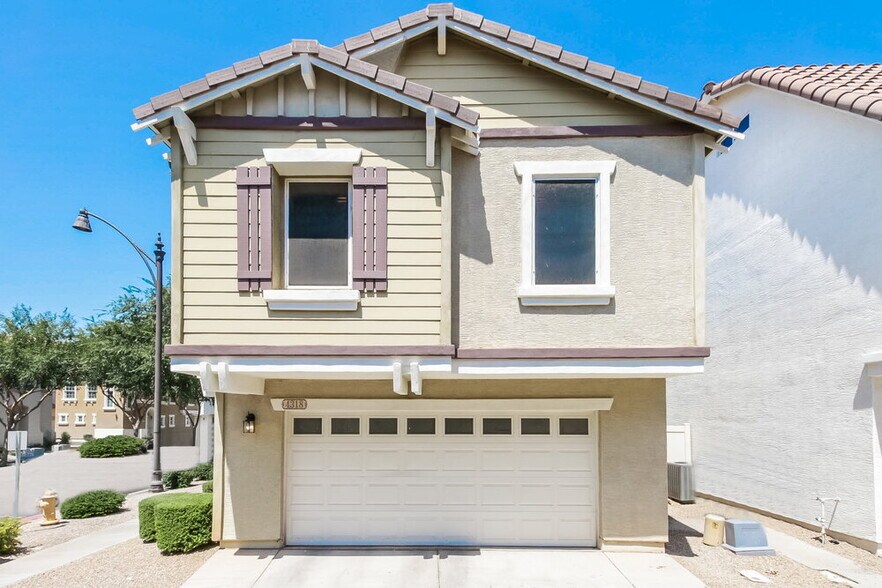 Building Photo - 4318 E Jasper Dr