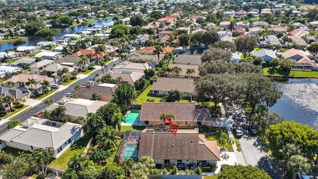 Building Photo - 190 Temple Ave