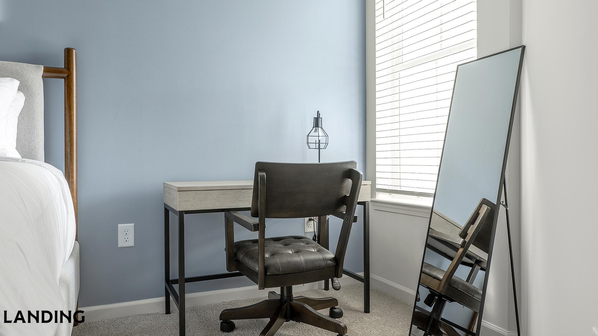 Building Photo - 2800 Milan Ct