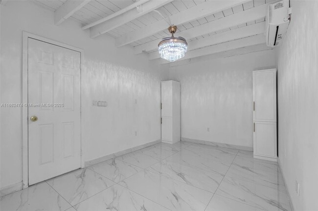 Building Photo - 719 Lenox Ave.