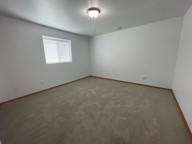 Building Photo - 1586 Meriwether Ave