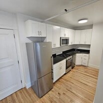 Building Photo - 95 Westland Ave