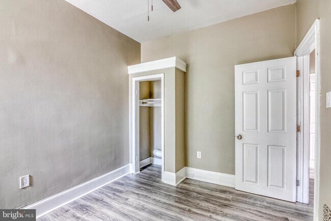 Building Photo - 4834 Olive St