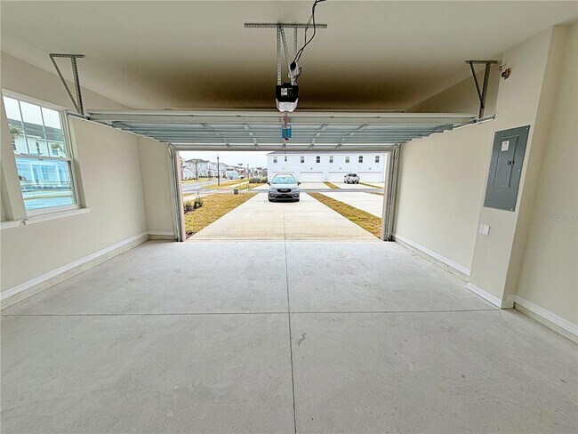 Building Photo - 16234 Merry Aly