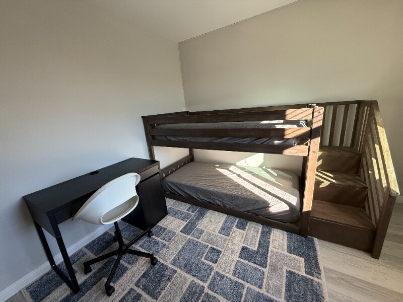 Building Photo - 2320 Stone Well Rd