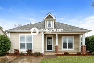 Building Photo - 3 Bedroom Pet-Friendly Home in CLAYTON, NC with Main Street Renewal