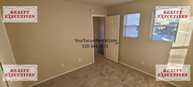 Building Photo - Drexel Rd & Campbell - 3/1 House with A/C