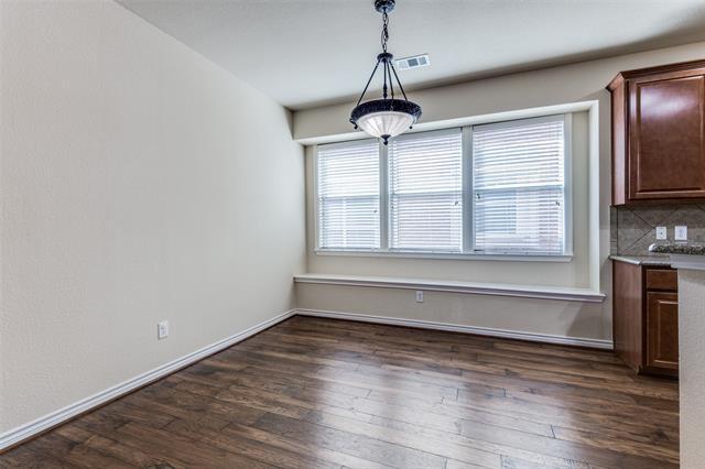 Building Photo - 11233 Seguin Dr