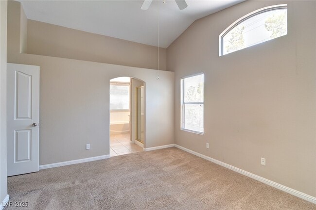 Building Photo - 844 Rainbow Rock St