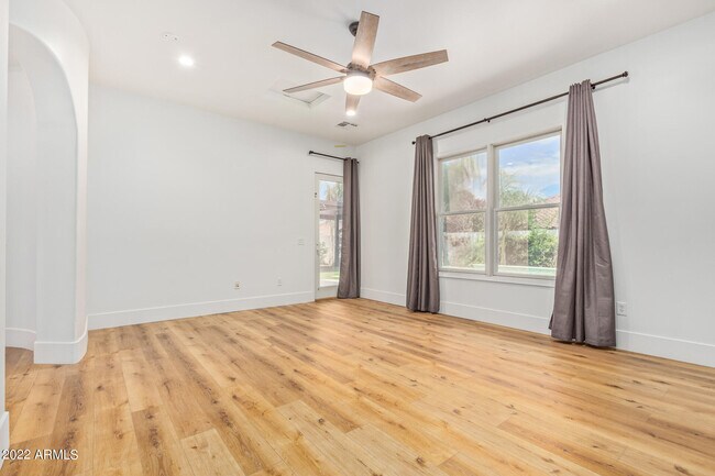 Building Photo - 3469 S Eucalyptus Pl