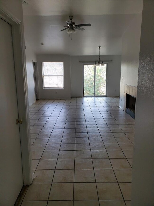 Building Photo - 7209 Ritchie Dr