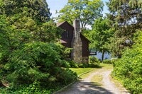 Building Photo - 30 Lake Dr