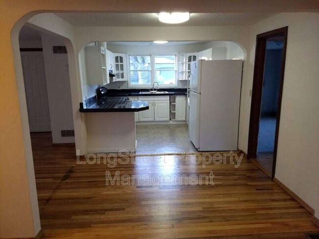 Building Photo - 905 NW 33rd St