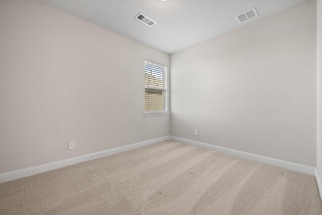 Building Photo - 10838 Downy Cup Dr