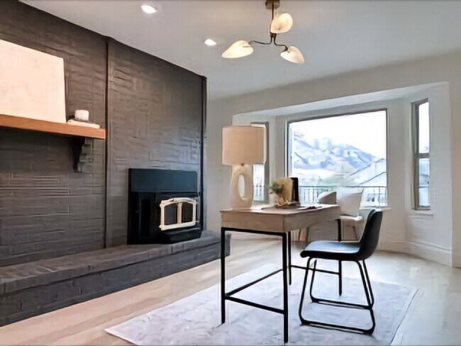 Building Photo - 3425 Fuller Dr