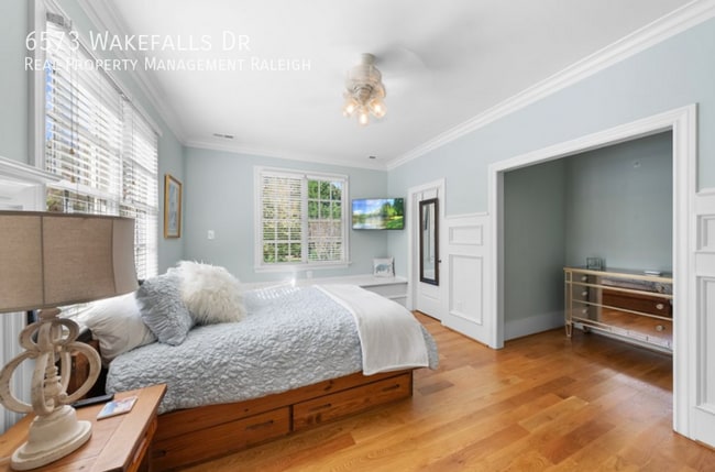 Building Photo - 6573 Wakefalls Dr