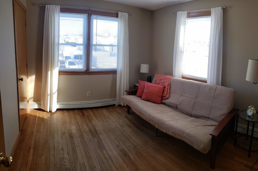 Second bedroom with new futon - 91 S Hall St