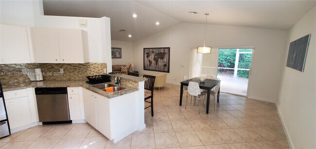 Building Photo - 2075 Borealis Way