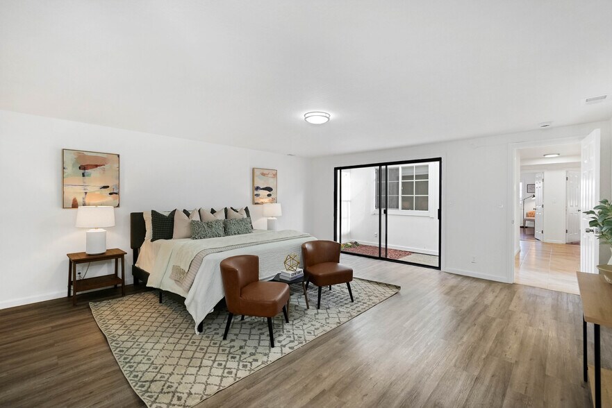 Building Photo - 584 Hillside Blvd