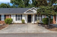 Building Photo - 2019 Emerald Bay Dr