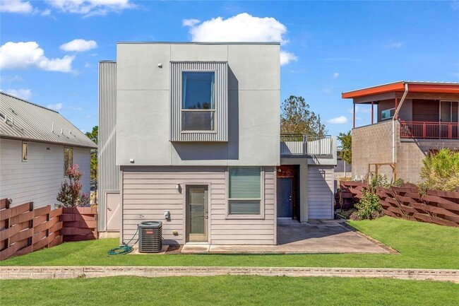 Building Photo - 5325 Sendero Hills Pkwy