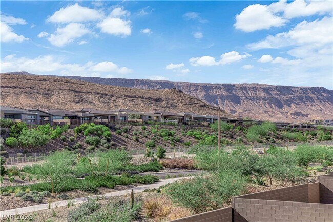 Building Photo - 10663 Stone Ledge Ave