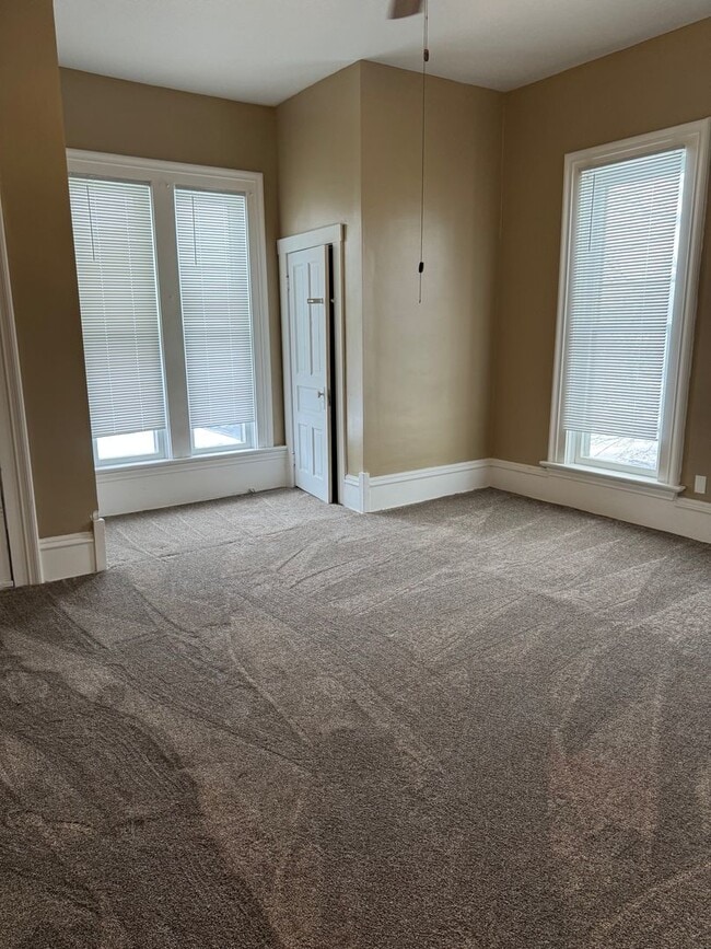 Building Photo - Liberty Duplex