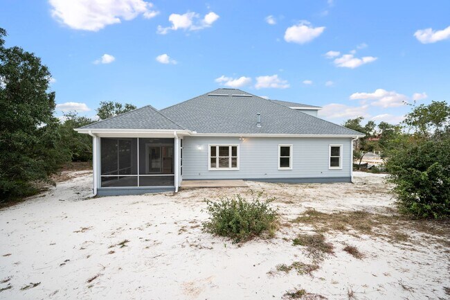 Building Photo - 31577 River Rd