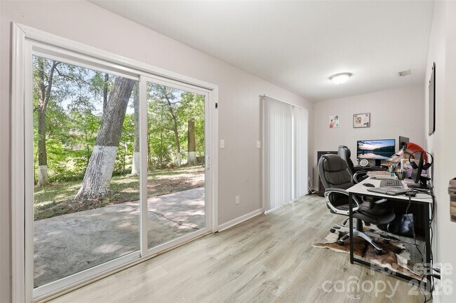 Building Photo - 6123 Unity Ln NW