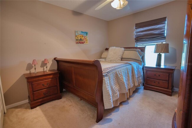 Building Photo - 2409 Greenwillow Dr