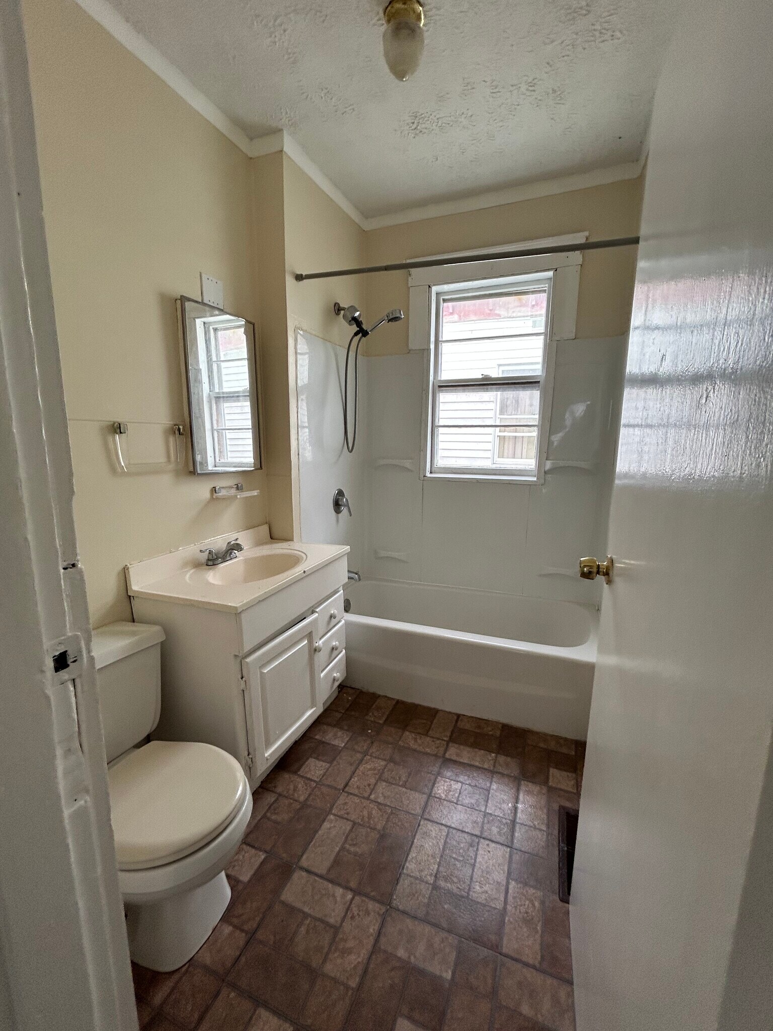 Bathroom - 47 Juniper St