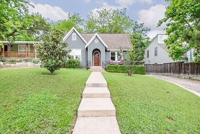 Primary Photo - Beautiful Tudor Style Home in highly desir...