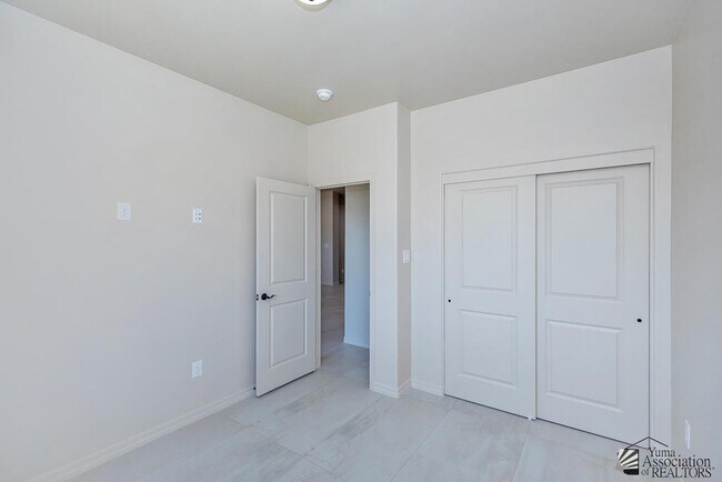 Building Photo - 12633 E 51st Pl