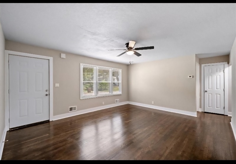 Building Photo - 5756 Indiana Ave