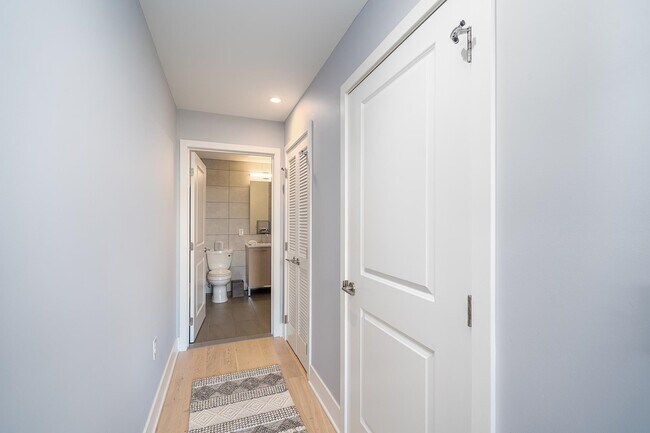 Building Photo - 1400 Hudson St