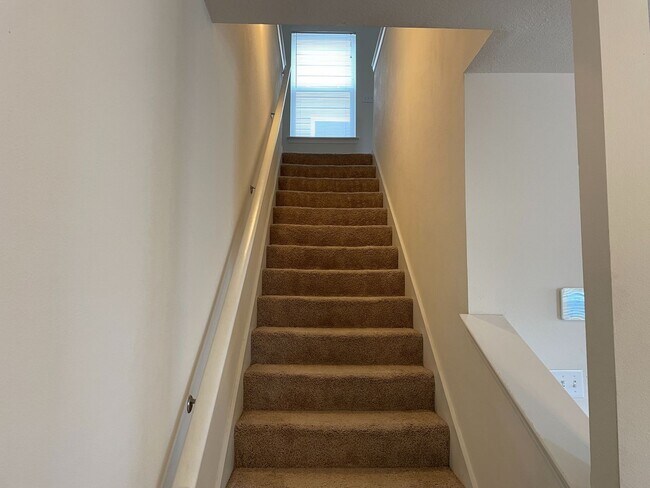 Building Photo - Pensacola Beautiful