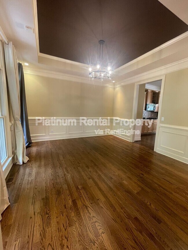 Building Photo - 1460 Wembley Ct NE