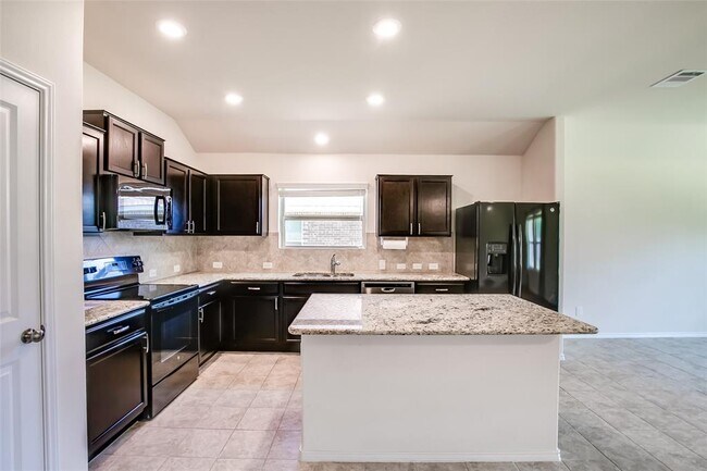 Building Photo - 908 Wolcott Dr