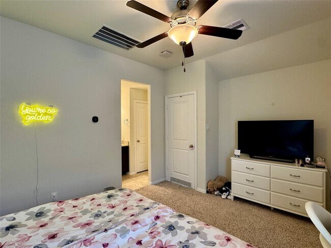Building Photo - 16847 Hammon Woods Dr
