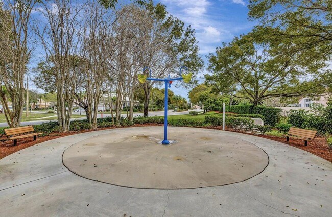 Building Photo - 7553 Greenville Cir