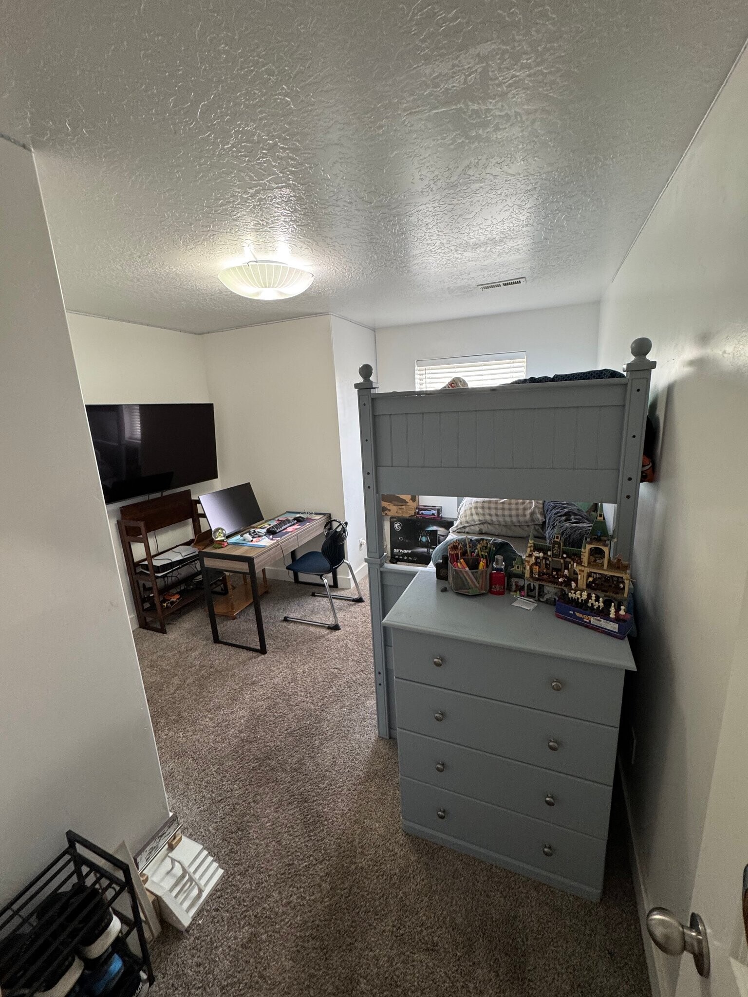 Building Photo - 822 N 1120 E