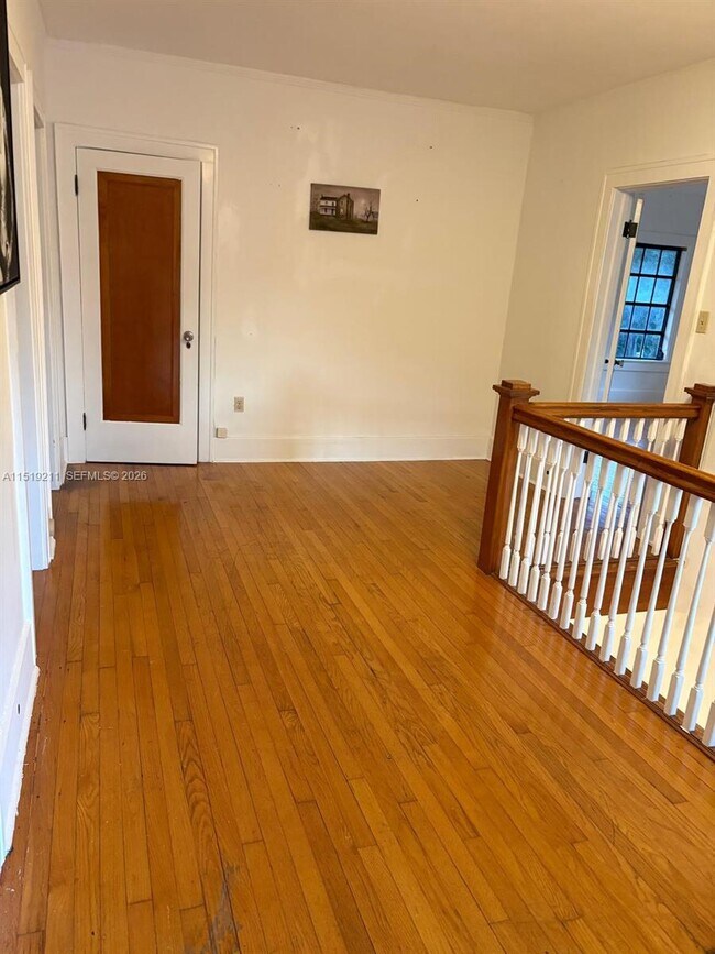 Building Photo - 8900 NE 1st Ave