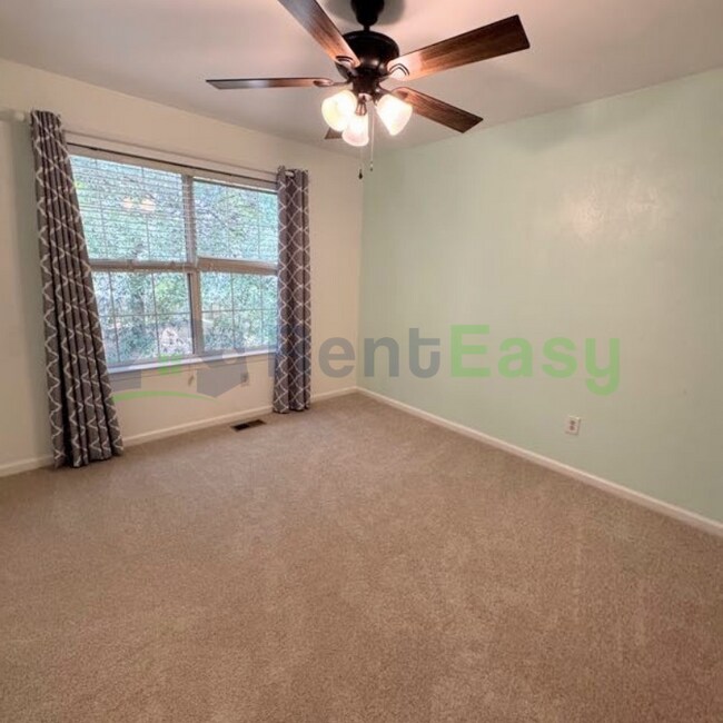 Building Photo - 1029 Keltic Cir