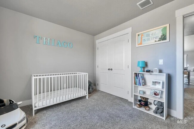 Building Photo - 1025 SW Bonnie St